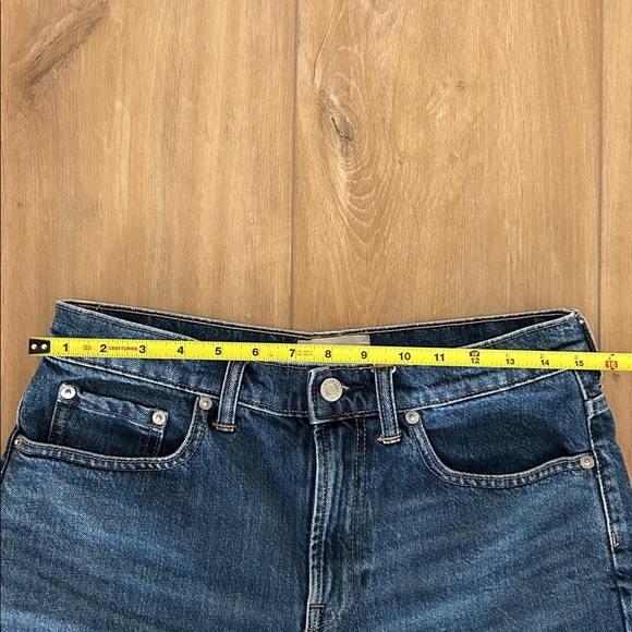 EVERLANE Relaxed Short - 100% Cotton Denim - Picture 6 of 9